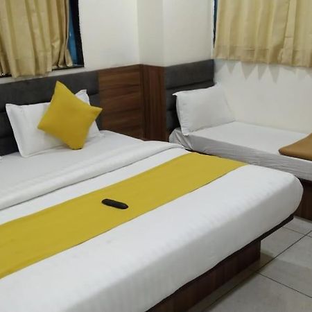 Hotel Atlanta Ahmedabad Ngoại thất bức ảnh