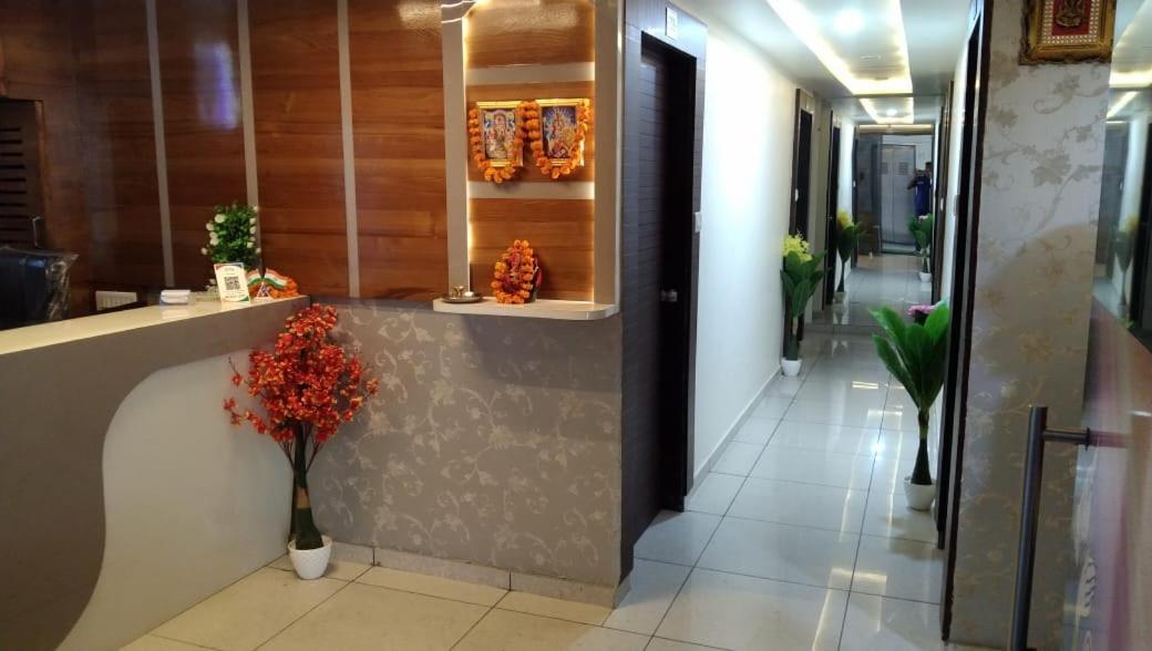 Hotel Atlanta Ahmedabad Ngoại thất bức ảnh