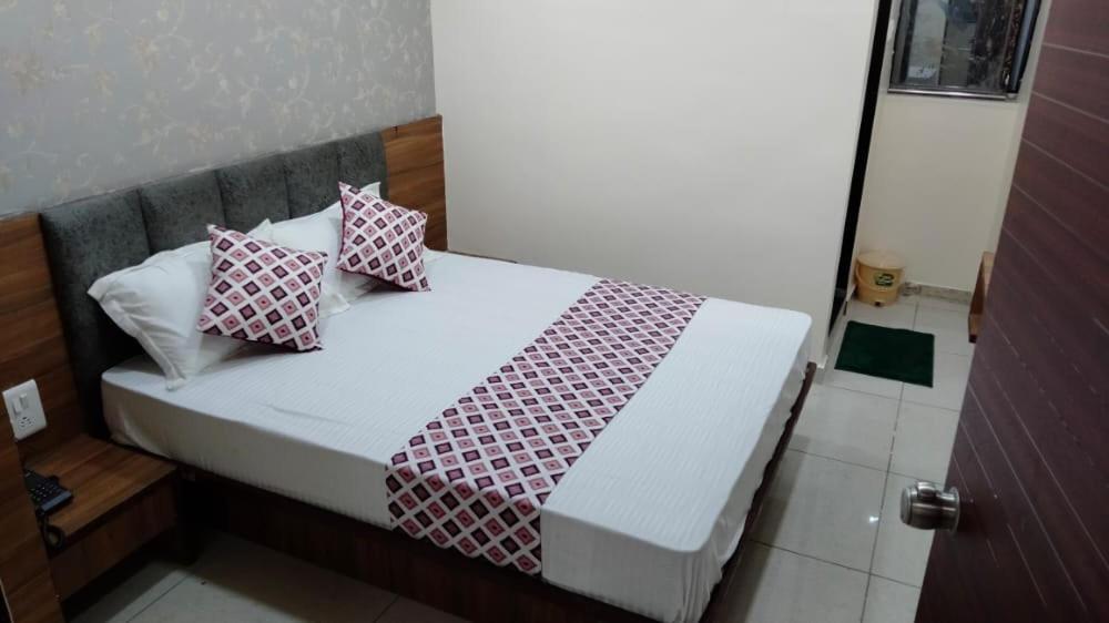 Hotel Atlanta Ahmedabad Ngoại thất bức ảnh